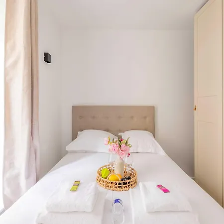 Charming Near Invalides - Mobility Lease شقة باريس